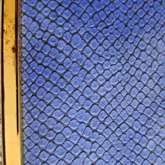 Blue Pebbled Leather Clutch Bag - Picture 6 of 7